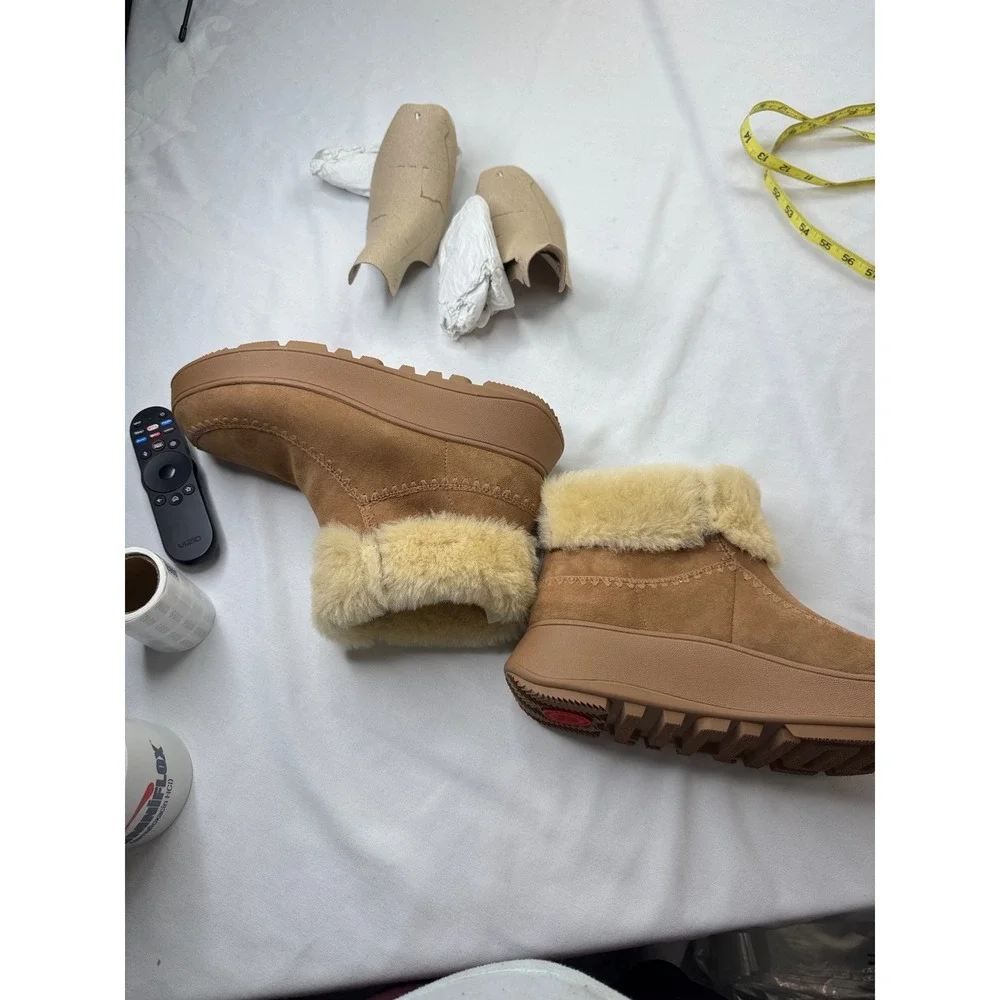 FitFlop Mukluk Short Suede Shearling Boots Tan Platform‎ Womens 11